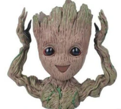 Marvel Guardians Of The Galaxy - Groot Hands In Air 15cm Planter
